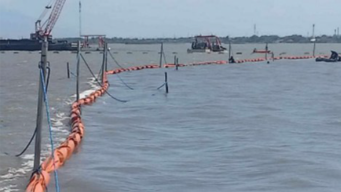 Installation and Repair of Type 1 Silt Curtain at Putatan WTP